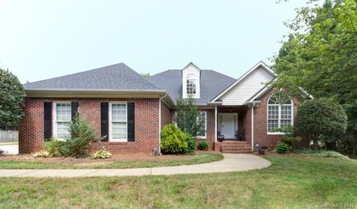 533 Dovefield Drive