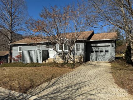30 Larkspur Court B sold home in Hawthorne, Asheville, NC