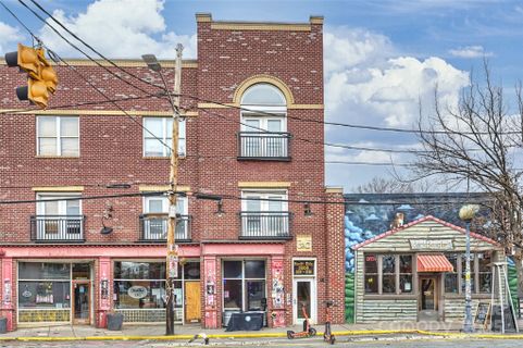 3205 N Davidson Street 206