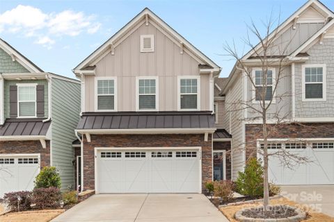 7552 Hartsfield Drive