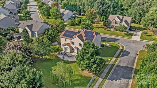 712 Springwood Drive
