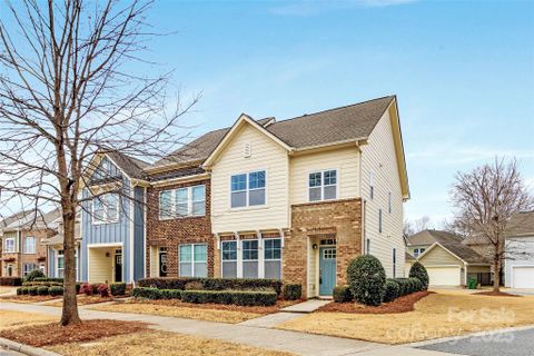 3273 Bending Birch Place