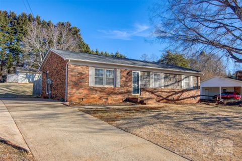 5584 Valley Field Road sold home in Homestead, Hickory, NC