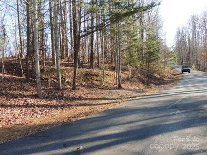 29 Summit Parkway sold home in The Summit, Bostic, NC