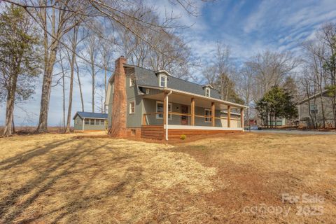 213 Redwood Drive sold home in Southwood Acres, Mocksville, NC