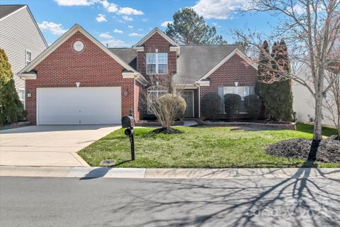 1027 Fountainbrook Drive
