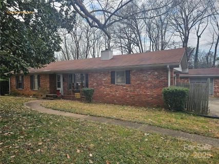 6209 Channing Court