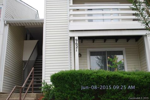 9621 Vinca Circle A