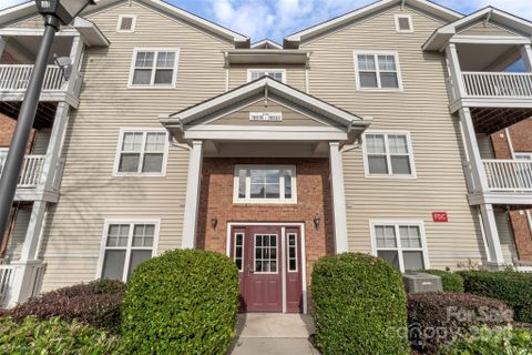 10628 Hill Point Court
