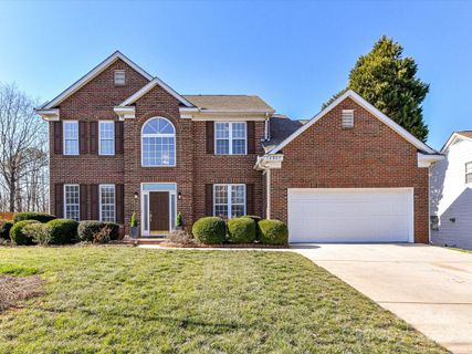 12907 Mccahan Lane sold home in Mcginnis Village, Huntersville, NC