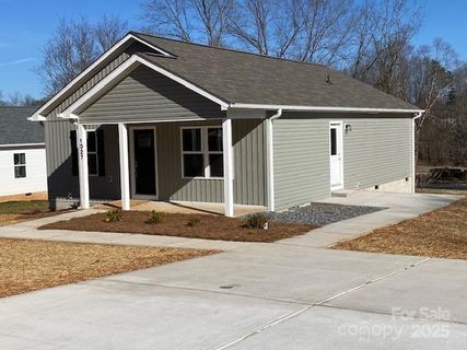 1027 Adams Street sold home in The Statesville Redevelopment Commission, Statesville, NC