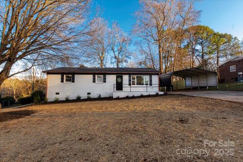 3004 Briarwood Lane sold home in Maplecrest, Gastonia, NC
