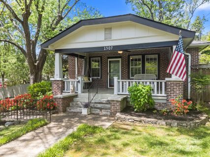 1507 Druid Hills Avenue sold home in Druid Hills, Hendersonville, NC