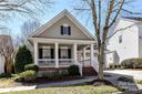 319 Ohenry Avenue sold home in Davidson, SC