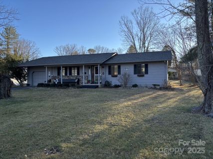729 Wildflower Lane