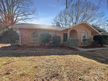 5710 Faulconbridge Road