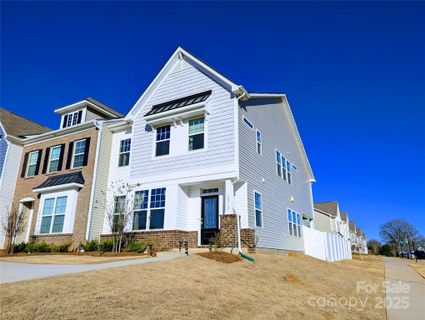 12712 Wandering Brook Drive