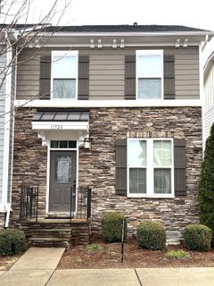 11724 Blessington Road active home in Bryton Townhomes, Huntersville, NC