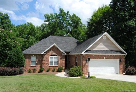 3721 Kennedy Road