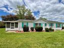 236 Riverwind Drive sold home in Hendersonville, SC