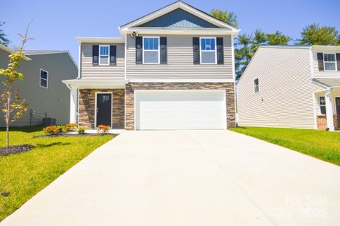 37 Lillian Lane
