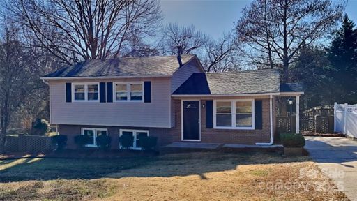 2307 Woodleaf Drive sold home in Fallscrest, Gastonia, NC