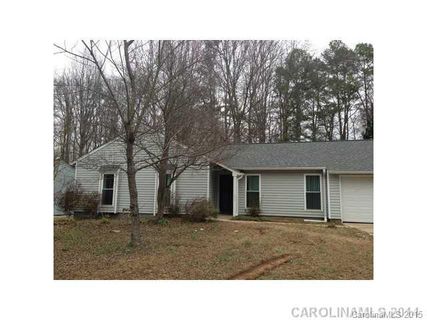4511 Hezekiah Place
