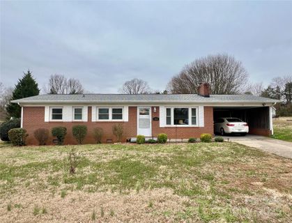 114 S Toria Drive sold home in Dalwan Heights, Statesville, NC
