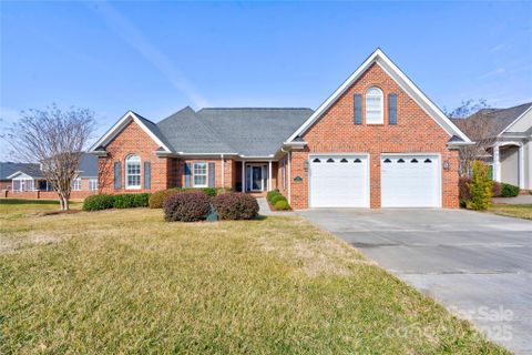 104 Plantation Court sold home in Magnolia Plantation, Shelby, NC