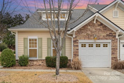 526 Pine Links Drive sold home in Calloway, Tega Cay, SC