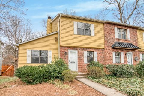 1549 South Point Road sold home in Pointe Wylie, Belmont, NC