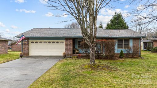 205 Resada Drive sold home in Deer Track, Brevard, NC