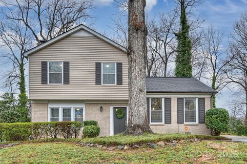3511 Erinbrook Lane