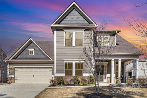 15319 Venezia Lane