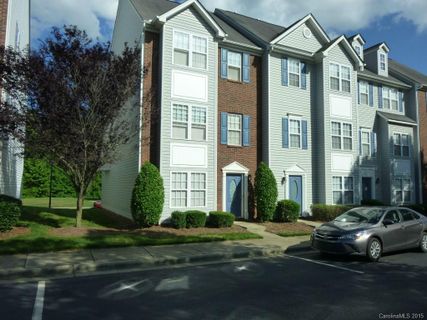 9907 Treeside Lane 12A sold home in Parkview, Matthews, NC