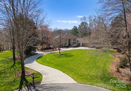 706 Eagle Point Court sold home in Lake Providence, Weddington, NC