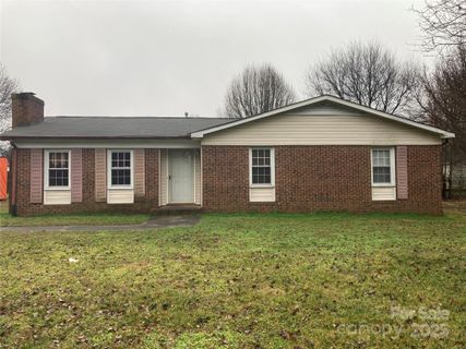 3003 Winston Drive sold home in Springhill, Concord, NC