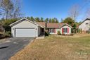 19 Strathmore Drive sold home in Arden, SC