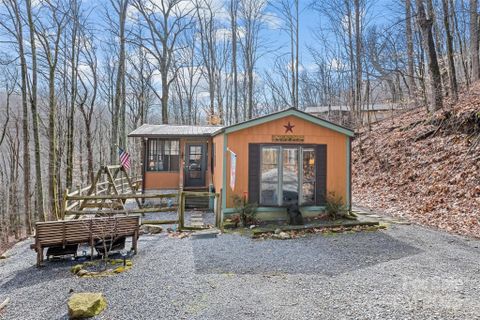 228 Mountain Laurel Road sold home in Valley View Estates, Maggie Valley, NC