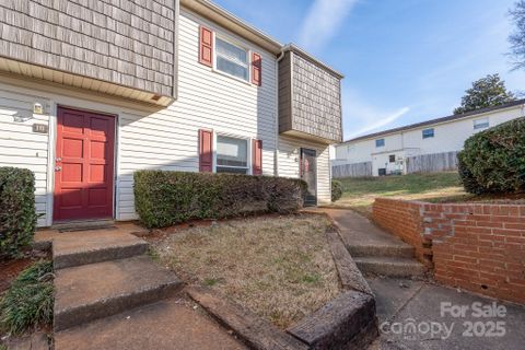 7929 Shady Oak Trail