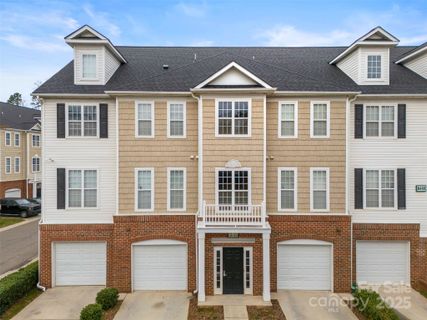 6464 Park Pond Drive 7