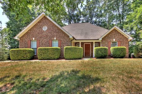 182 Highland Woods Court