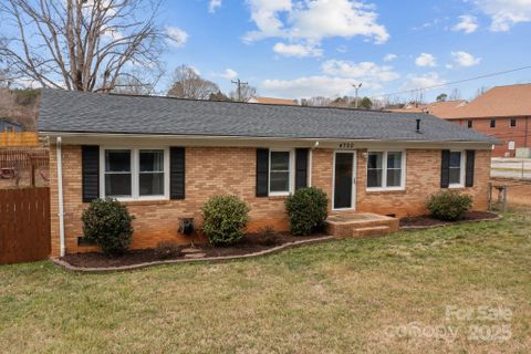 4720 Chapel Grove Road sold home in FALLSCREST, Gastonia, NC