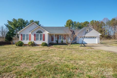 4511 Briarcreek Road sold home in Quail Creek, Maiden, NC