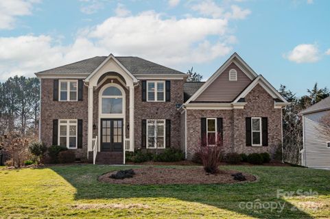 8604 Tintinhull Lane