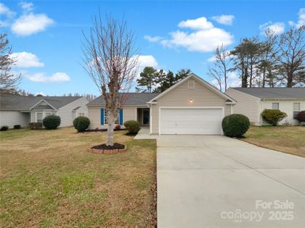 7926 Sir Barton Court sold home in Cedar Lane Farms, Charlotte, NC