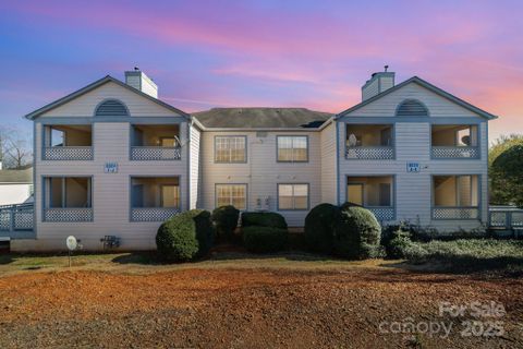 8024 Tremaine Court D sold home in Devonshire Court, Charlotte, NC