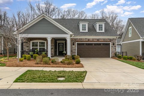 15103 Honeycutt Drive sold home in The Courtyards At Eastfield Farm, Huntersville, NC
