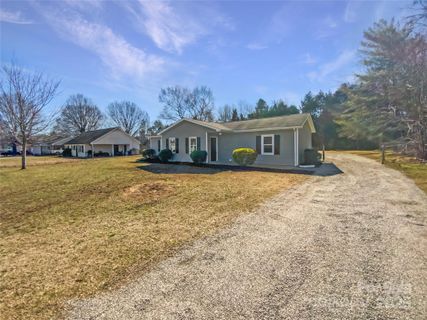 2196 Salisbury Highway sold home in Beaver Farm, Statesville, NC