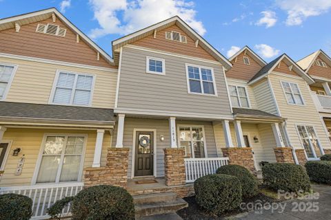 11013 Dundarrach Lane sold home in Scots Hill, Charlotte, NC